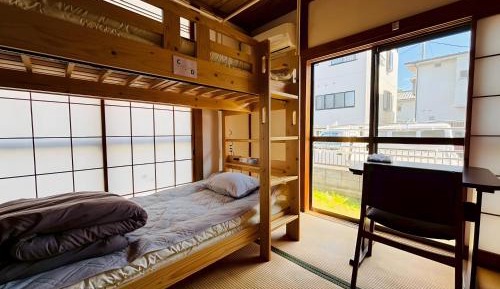 Bunk Bed in Mixed Dormitory Room