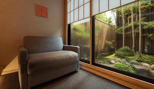 King Room with Garden View