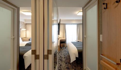 Connecting King Twin Room (3 beds)