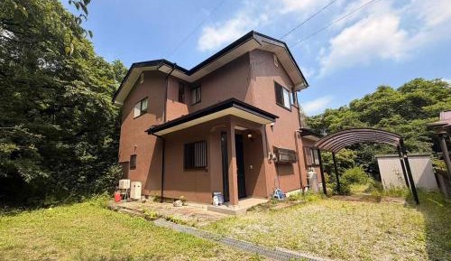 Three-Bedroom Vacation Home 