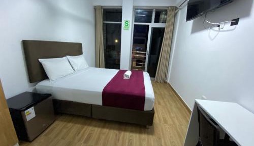 Suite with Mountain View