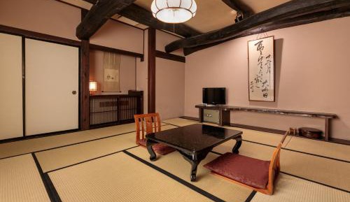 Japanese-Style Quadruple Room