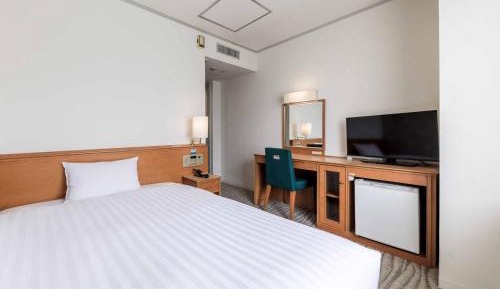 Wide Single Room - Non-Smoking