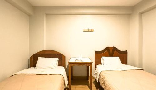 Twin Room with Private Bathroom