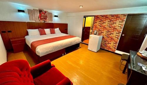 Deluxe Double or Twin Room with City View