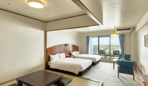 Twin Room with City View