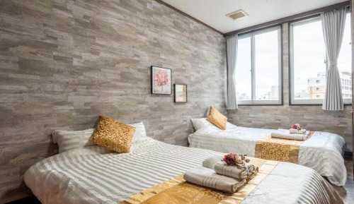 Five-Bedroom Premium Apartment