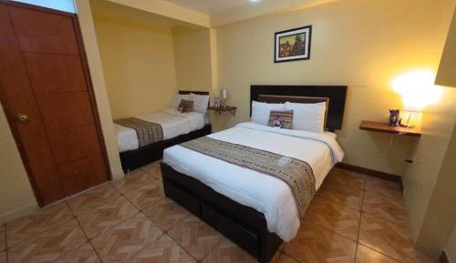 Single Bed in Mixed Dormitory Room