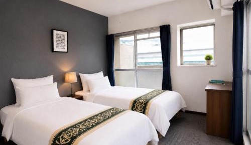 Apartment with Balcony 401