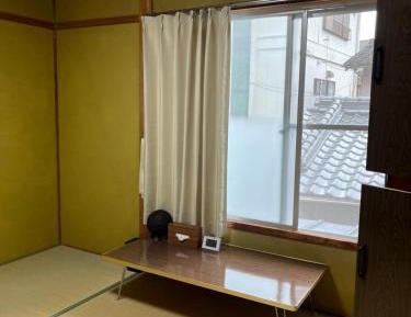 Twin Room with Shared Bathroom