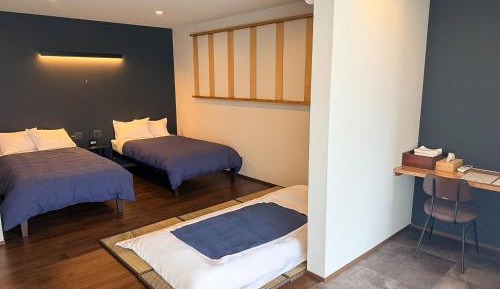 Triple Room with Shared Bathroom