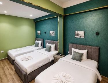 Deluxe Triple Room