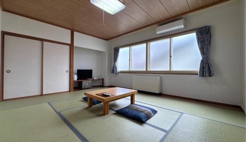 Japanese-Style Quadruple Room