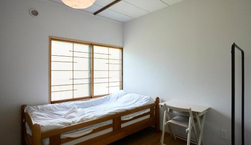 Single Room with Shared Shower and Toilet
