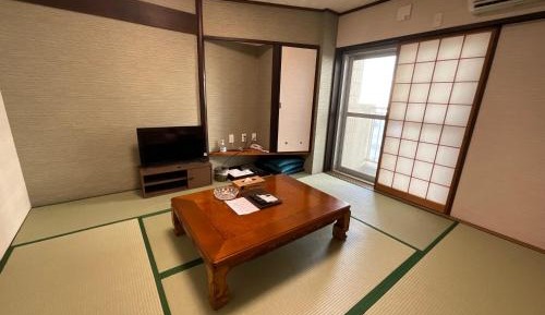 Japanese-Style Room