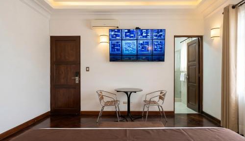 King Room