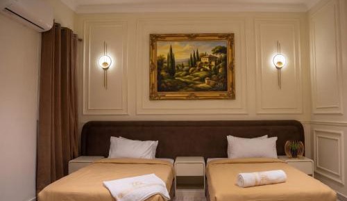 Triple Room with City View