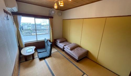 Japanese-Style Room