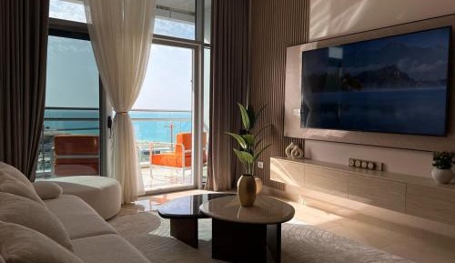 Superior One-Bedroom Apartment with Balcony