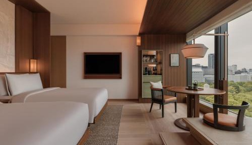 Deluxe Room Double - City view