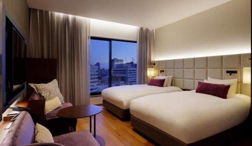 Superior Twin Room with Lounge Access - Non-Smoking