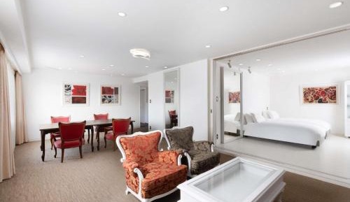 Privilege King Suite