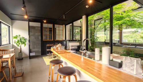Twin Room with Mountain View