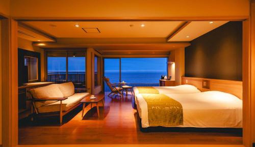 Suite with Spa Bath