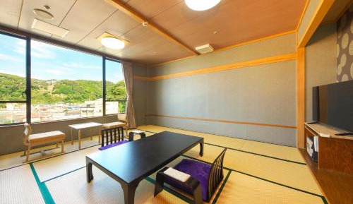 Japanese-Style Room