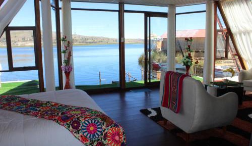 Suite with Lake View