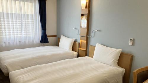 Twin Room - Non-Smoking
