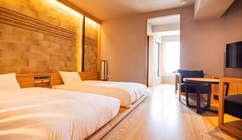 Twin Room with Private External Bathroom