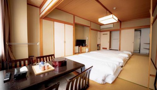 Japanese-Style Room