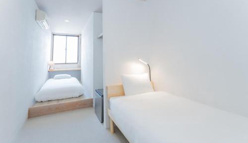 Twin Room with Shared Bathroom