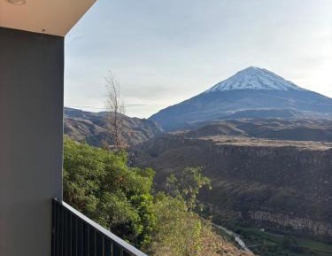 Suite with Mountain View