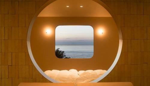 Deluxe Double or Twin Room with Balcony