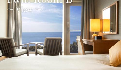 Twin Room B with Sagami Bay View -16:00 Check in -10:00 am Check out - Non-Smoking