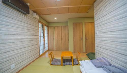 Japanese-Style Quadruple Room