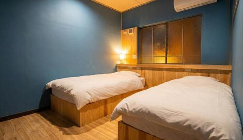 Twin Room with Shared Bathroom