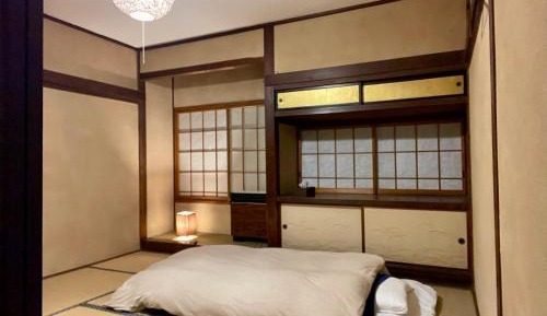 Japanese-Style Room