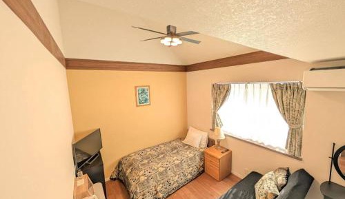 Twin Room with Mountain View