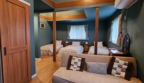 Triple Room with Bathroom