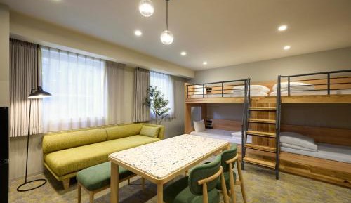 Deluxe Bunk Room