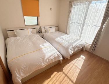 Twin Room with Balcony