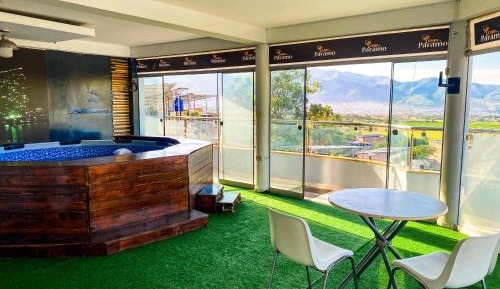 One-Bedroom Apartment with City View