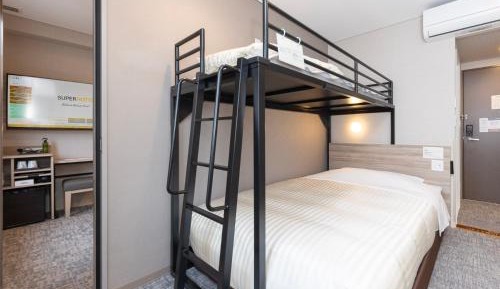 Connecting Room with Double Bed and Bunk Bed 
