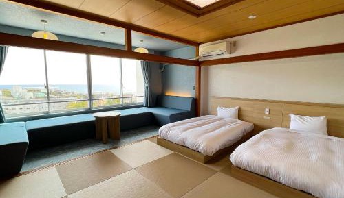 Japanese-Style Room