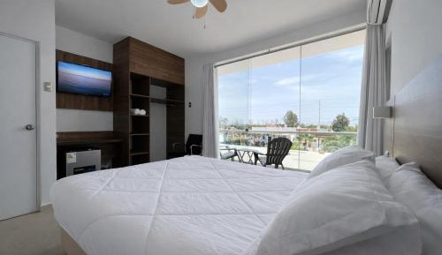 Suite with Balcony