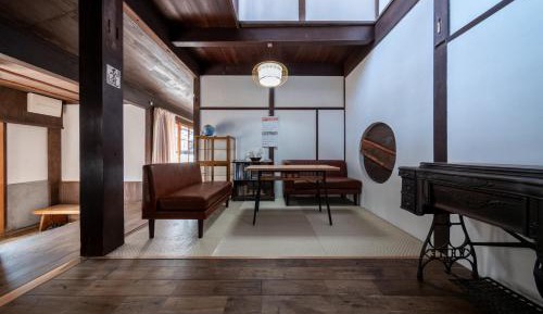 Japanese-Style Economy Single Room with Shared Bathroom