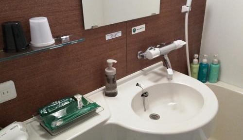 Single Room - Non-Smoking - With Smoking Area on the Floor